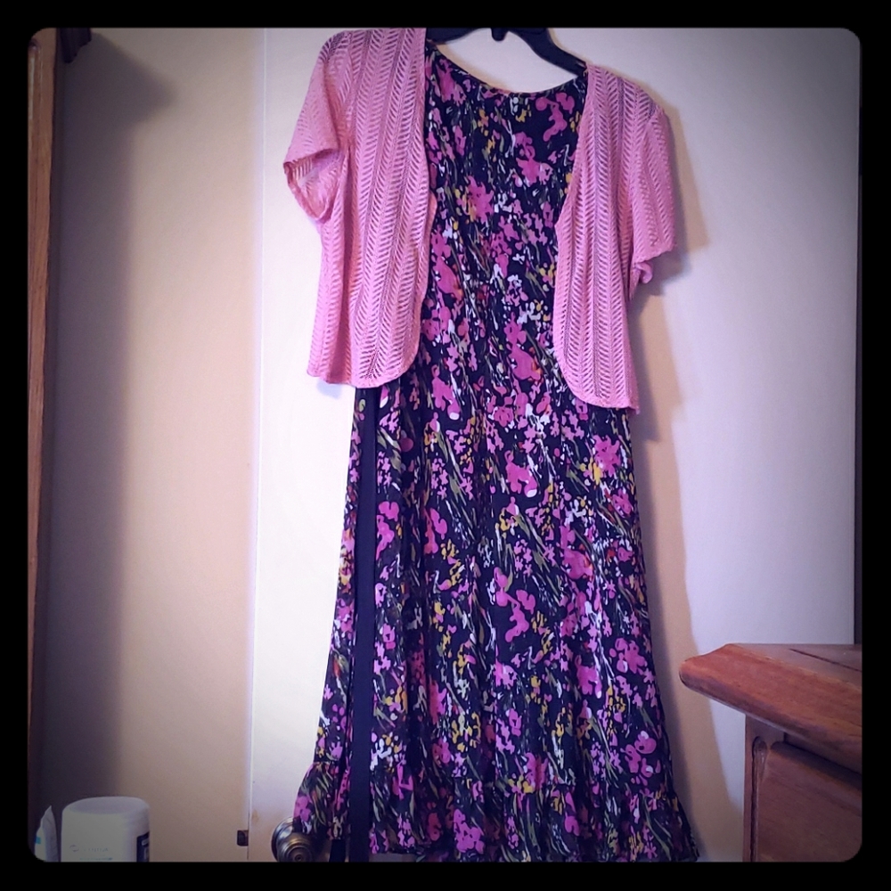 Beautiful dress with removable cardigan